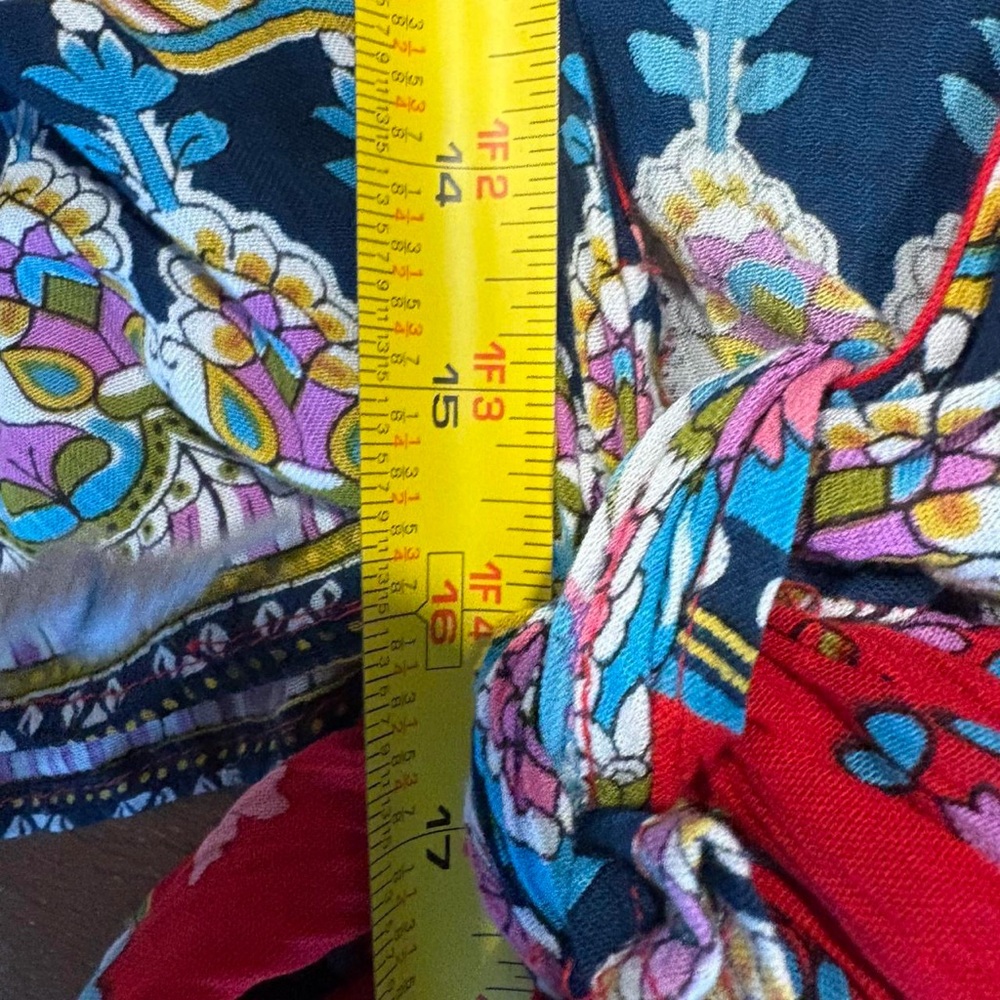 Patrons of Peace Red and Blue Floral Blouse size S - Picture 5 of 5